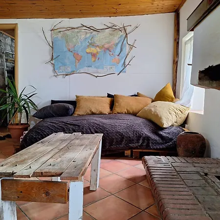 Revita Stone House Albergue