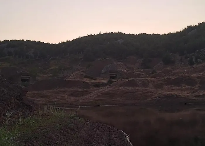 Revita Stone House Auberge de jeunesse Elbasan