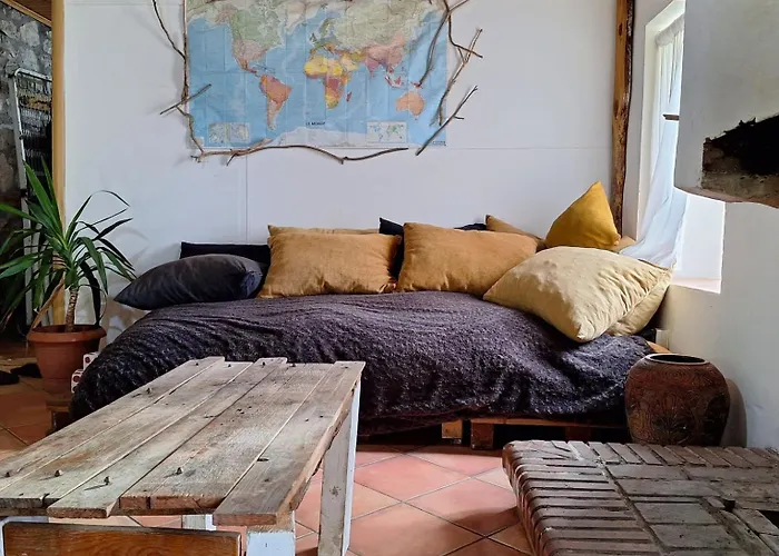 Revita Stone House Auberge de jeunesse